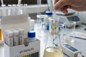 Perché il pH e l'EC sono fondamentali per la coltivazione della cannabis (misurazione e regolazione)
